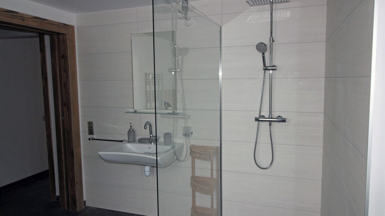Photo of Bathroom in Ventron