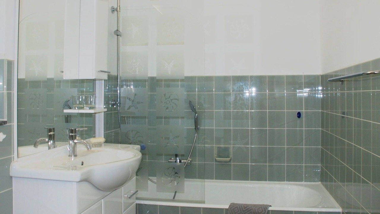 Photo of Bathroom in Negrentino