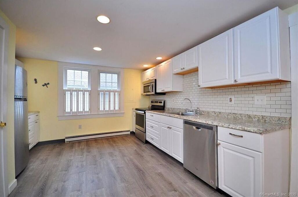 Photo of Kitchen in Saybrook Manor