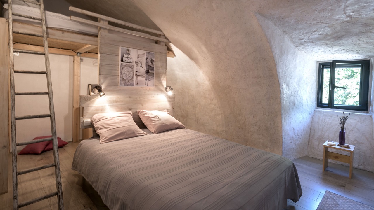 Photo of Bedroom in Saint-Georges-de-Levejac