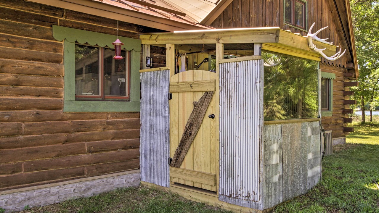 Photo of Bathroom in Nekoosa
