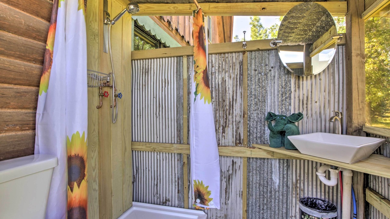 Photo of Bathroom in Nekoosa
