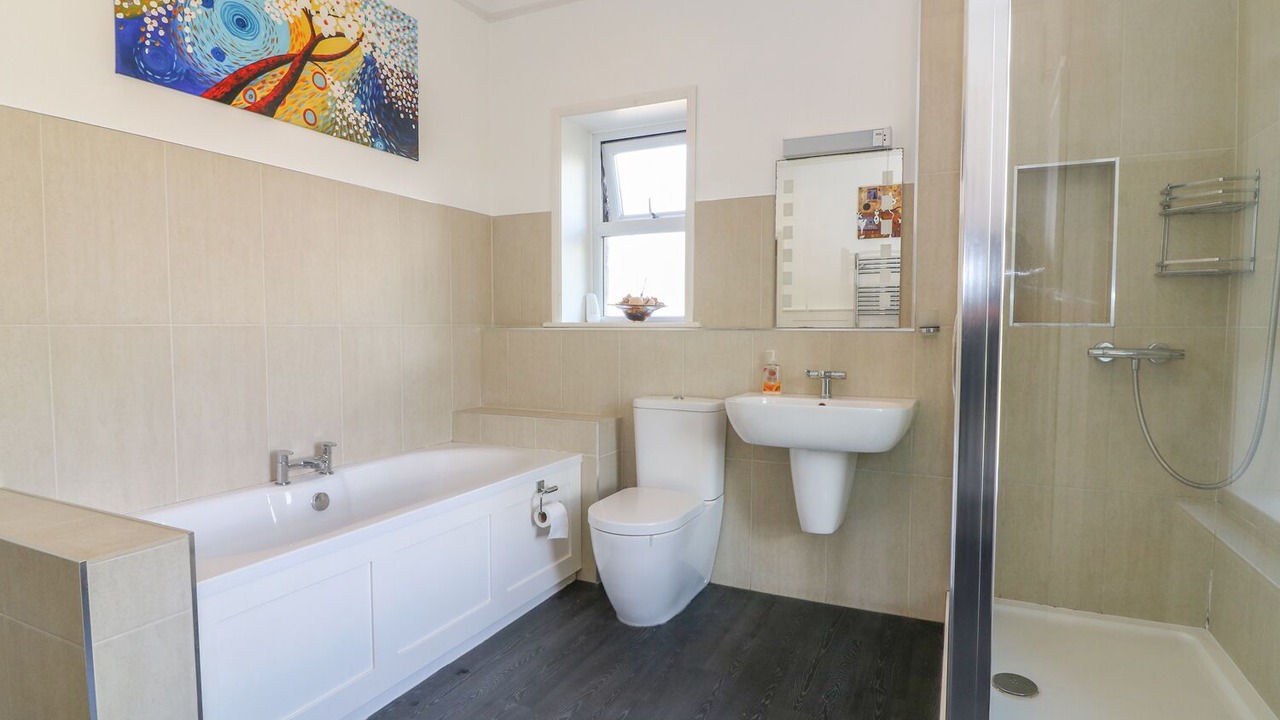 Photo of Bathroom in Cark