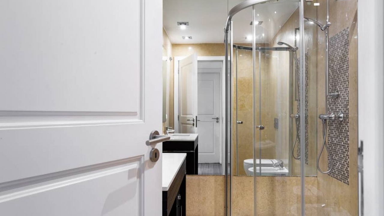 Photo of Bathroom in Martires