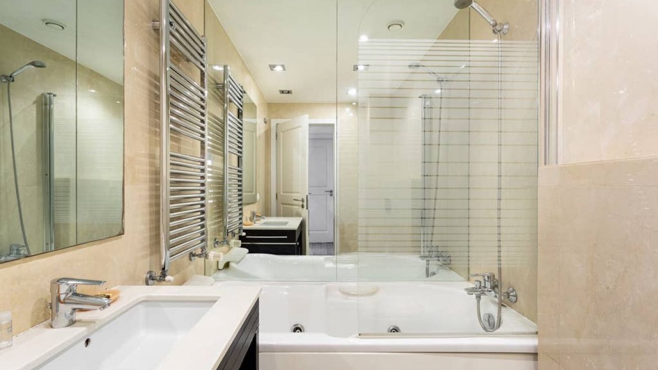 Photo of Bathroom in Martires