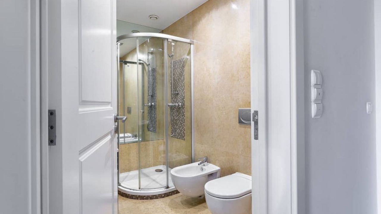 Photo of Bathroom in Martires