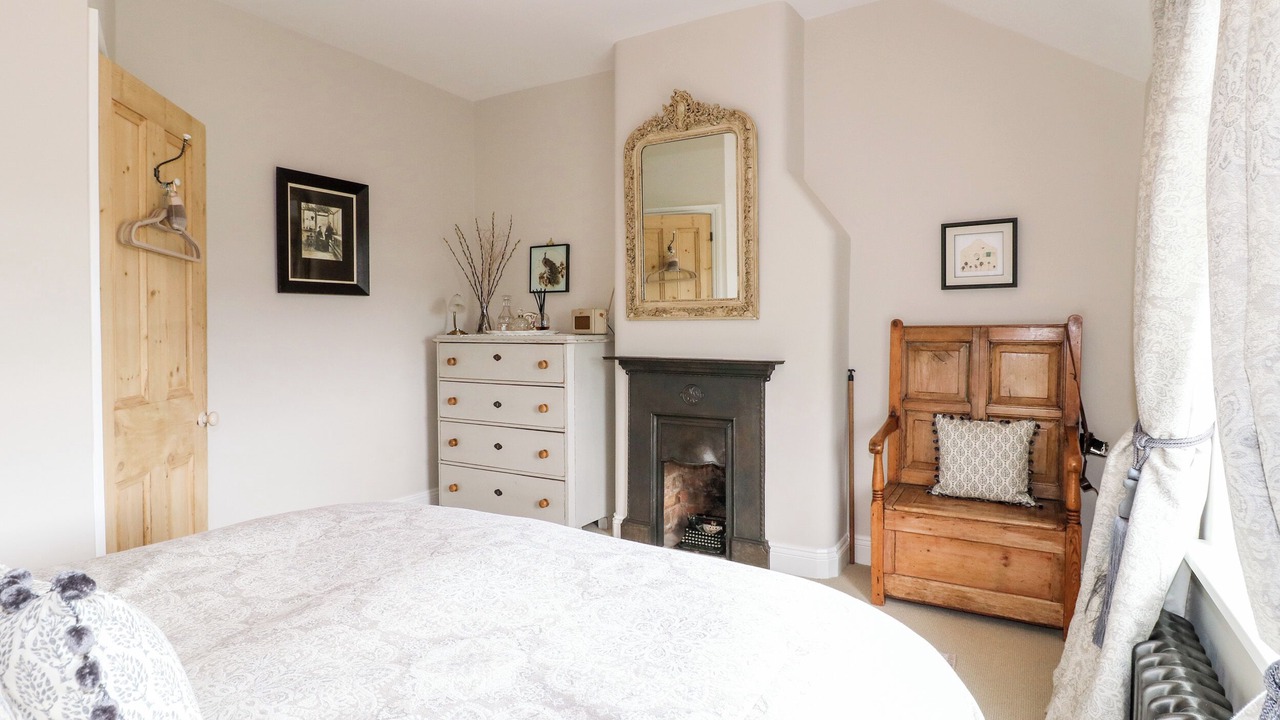 Photo of Bedroom in Foxt