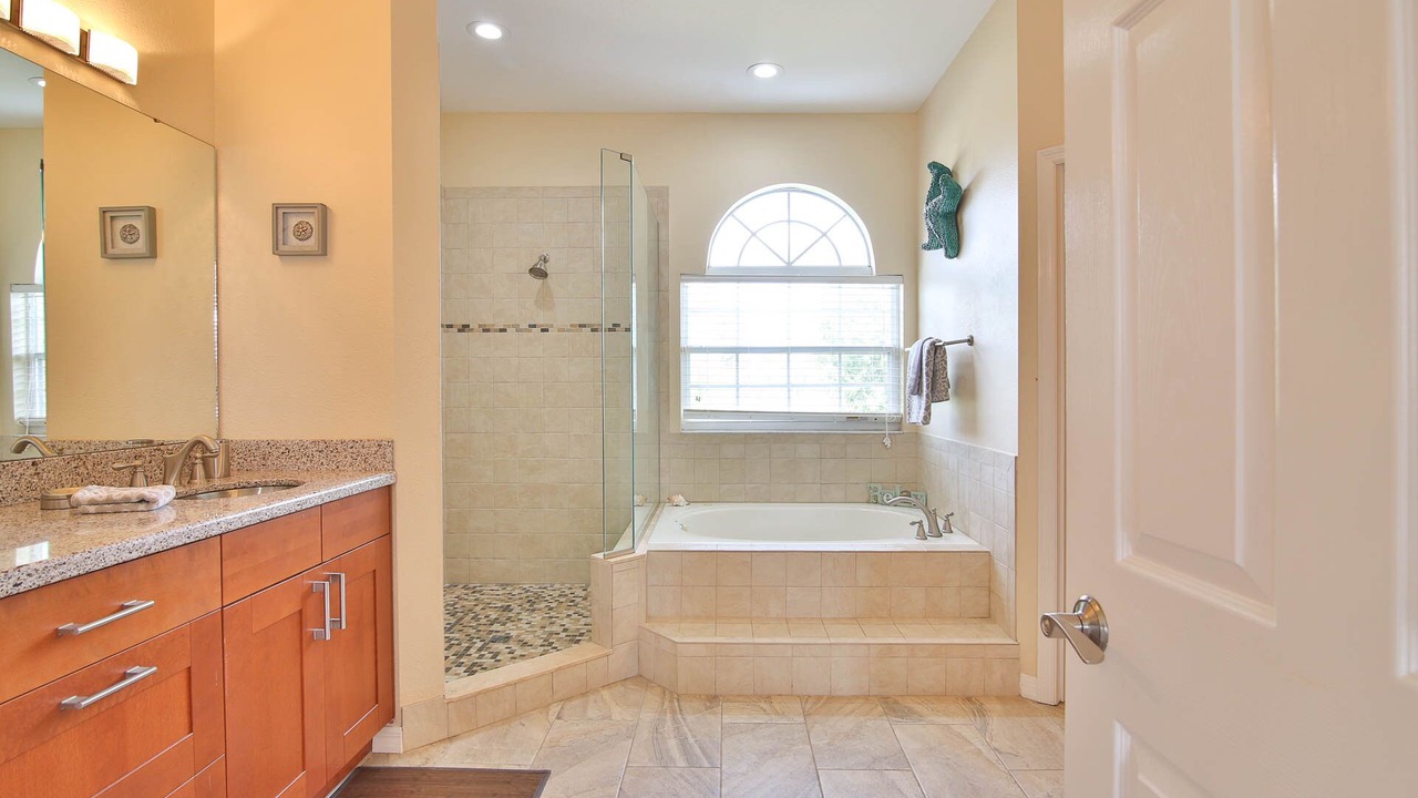 Photo of Bathroom in Palma Sola