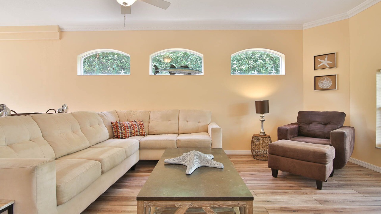 Photo of Livingroom in Palma Sola