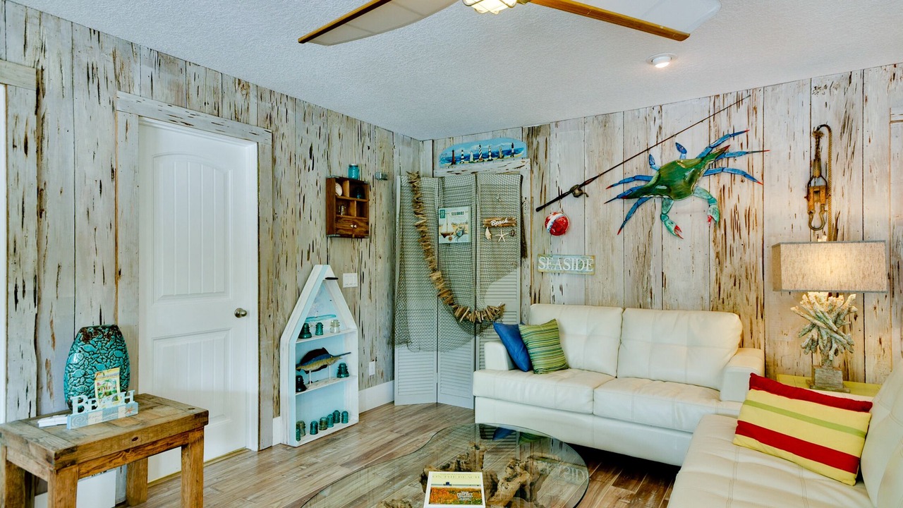 Photo of Livingroom in Bradenton Beach