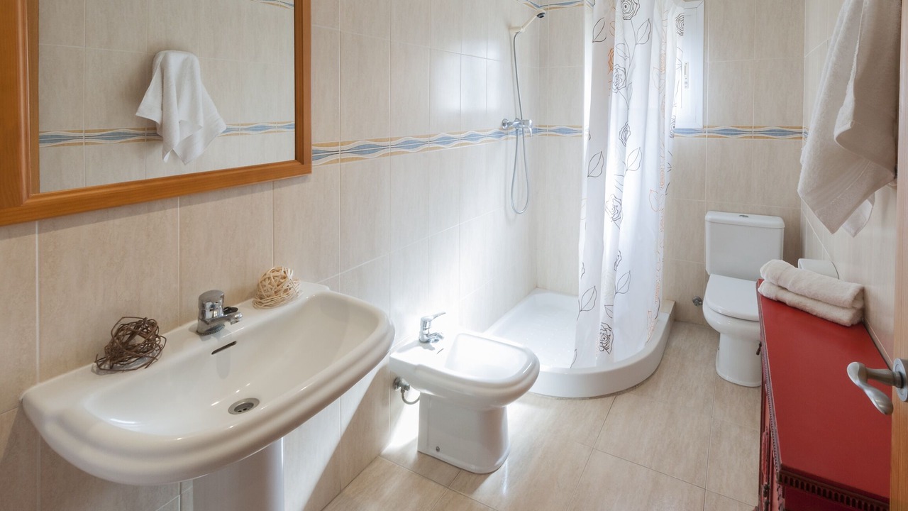 Photo of Bathroom in Miramar