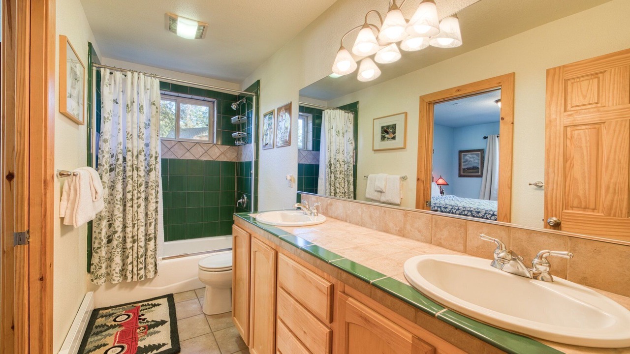 Photo of Bathroom in McKinney Estates