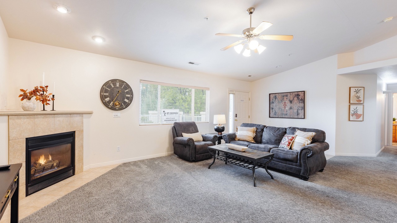 Photo of Livingroom in St. George
