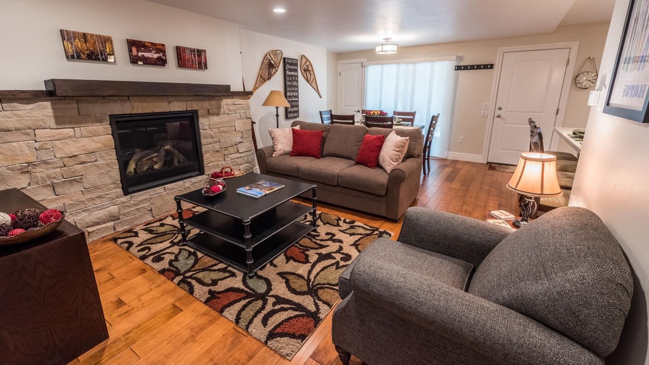 Photo of Livingroom in North Park City