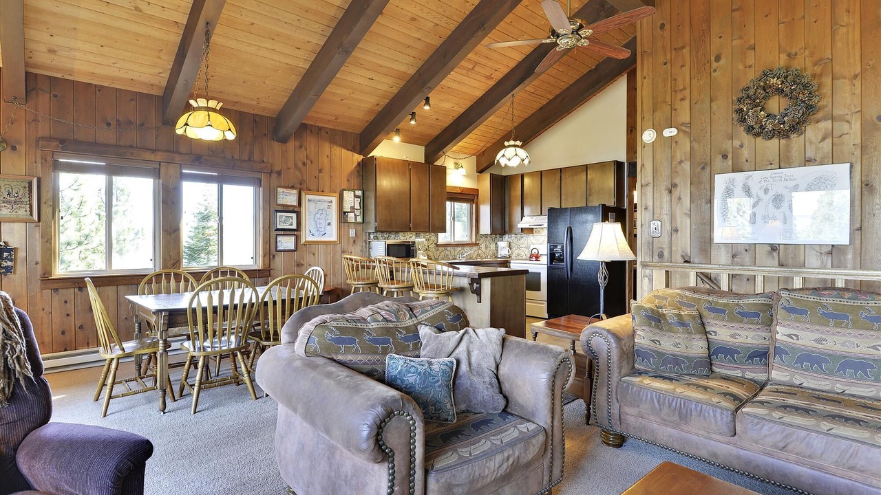 Photo of Bedroom in Meeks Bay
