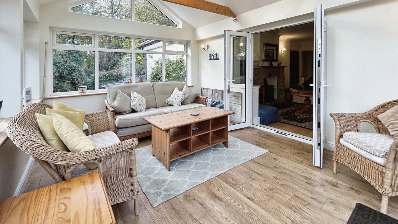 Photo of Livingroom in Godshill