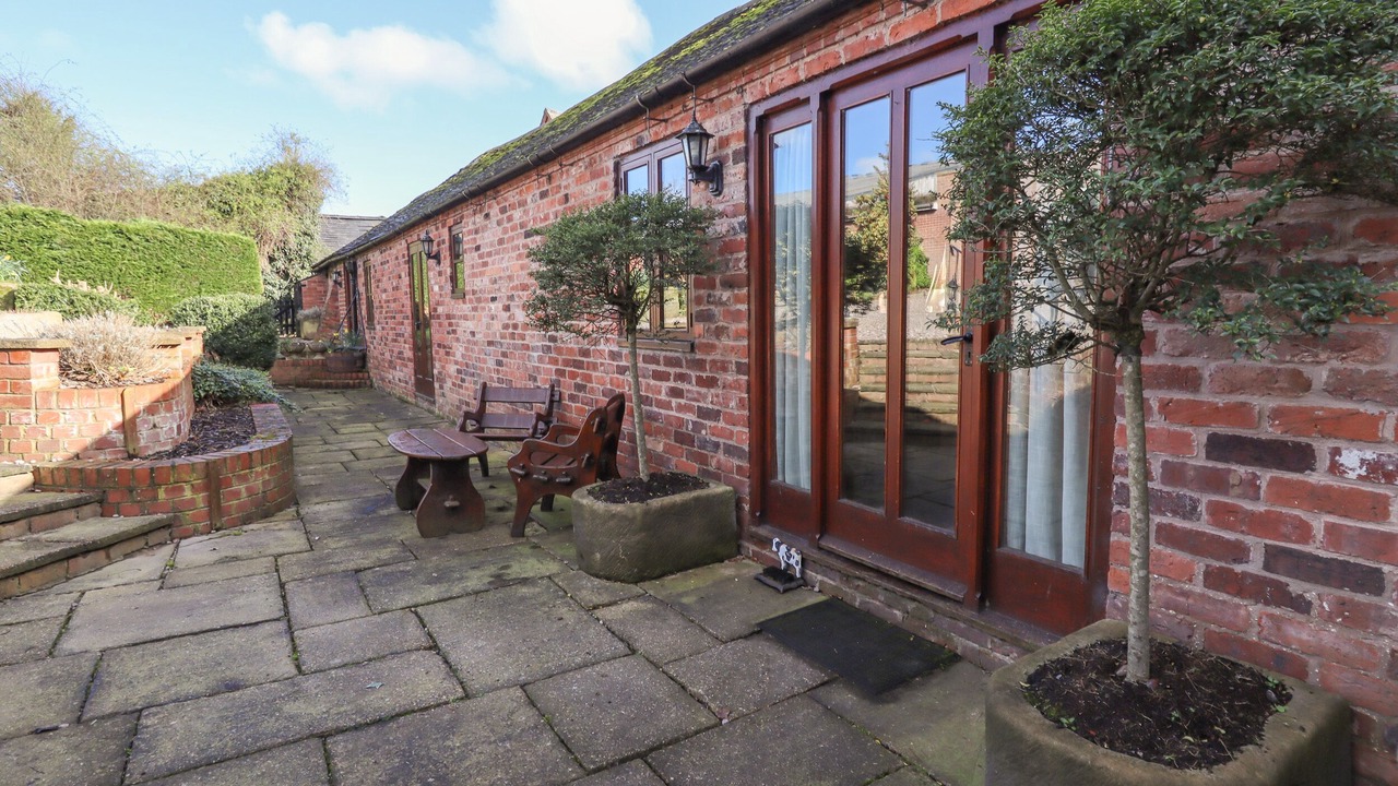 Photo of Patio Balcony in Eaton Mascott