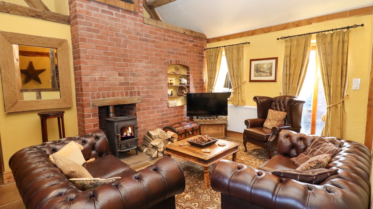 Photo of Livingroom in Eaton Mascott