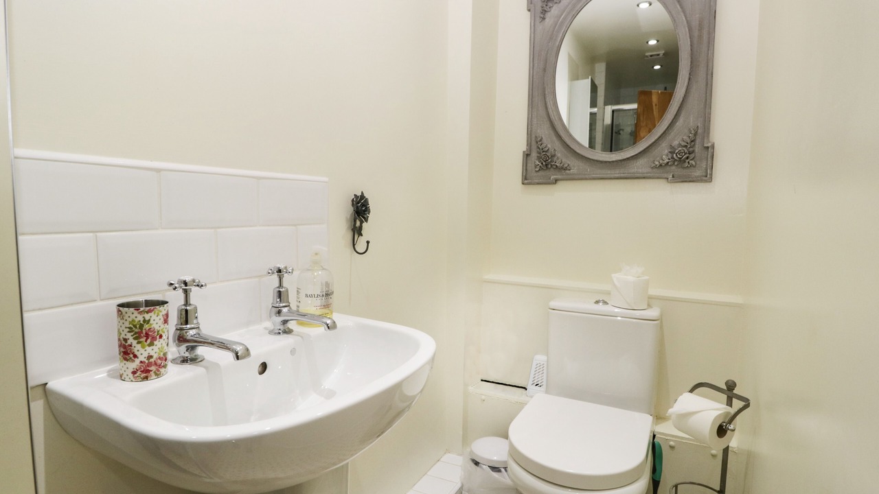 Photo of Bathroom in Cark