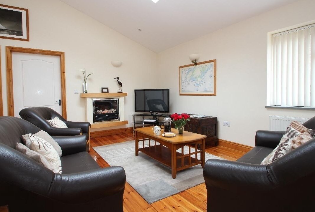 Photo of Livingroom in Chysauster