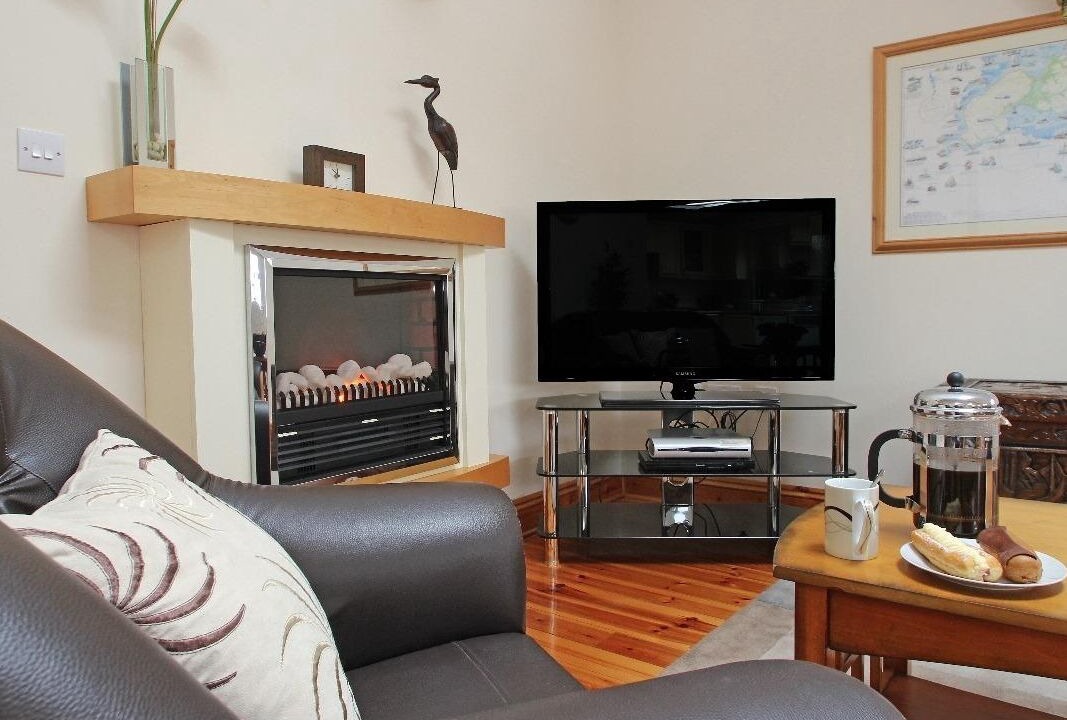 Photo of Livingroom in Chysauster