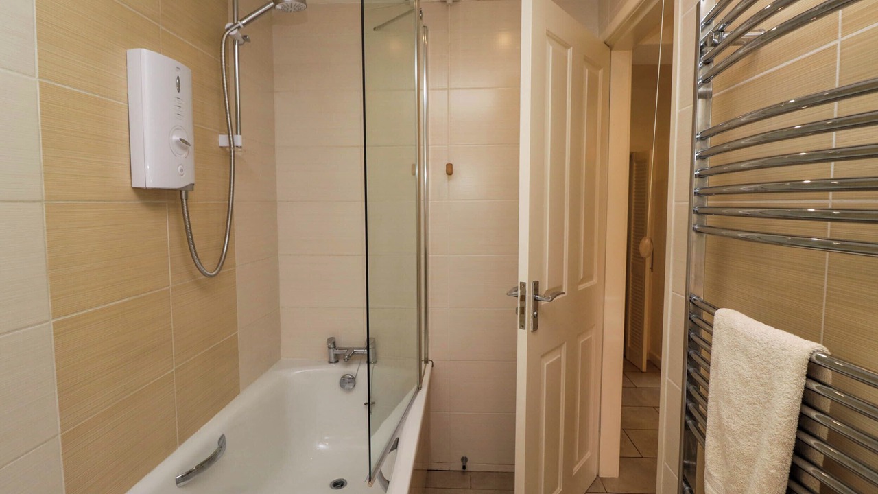 Photo of Bathroom in Cark
