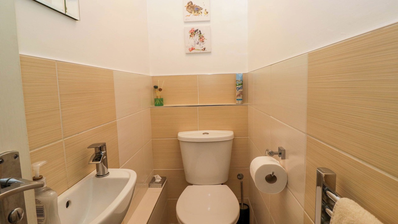 Photo of Bathroom in Cark