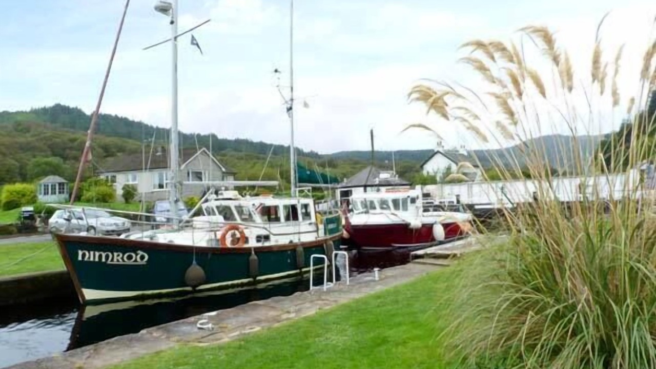Photo of Others in Cairnbaan