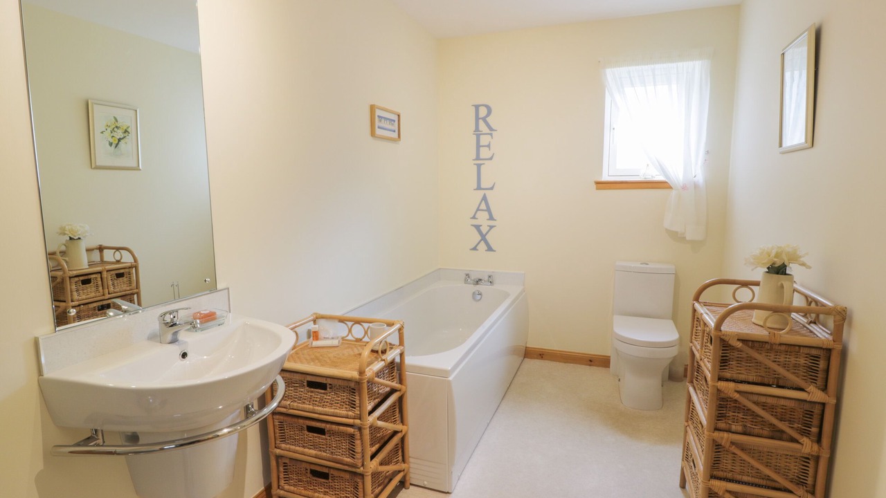 Photo of Bathroom in Murthly