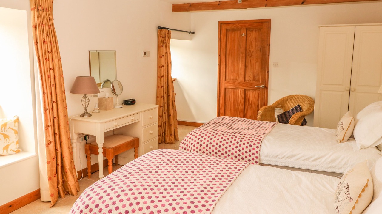 Photo of Bedroom in Chysauster