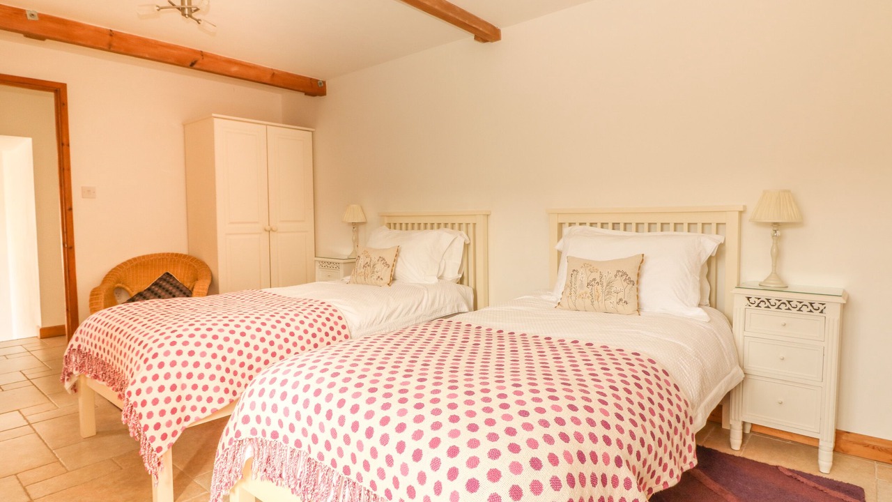 Photo of Bedroom in Chysauster