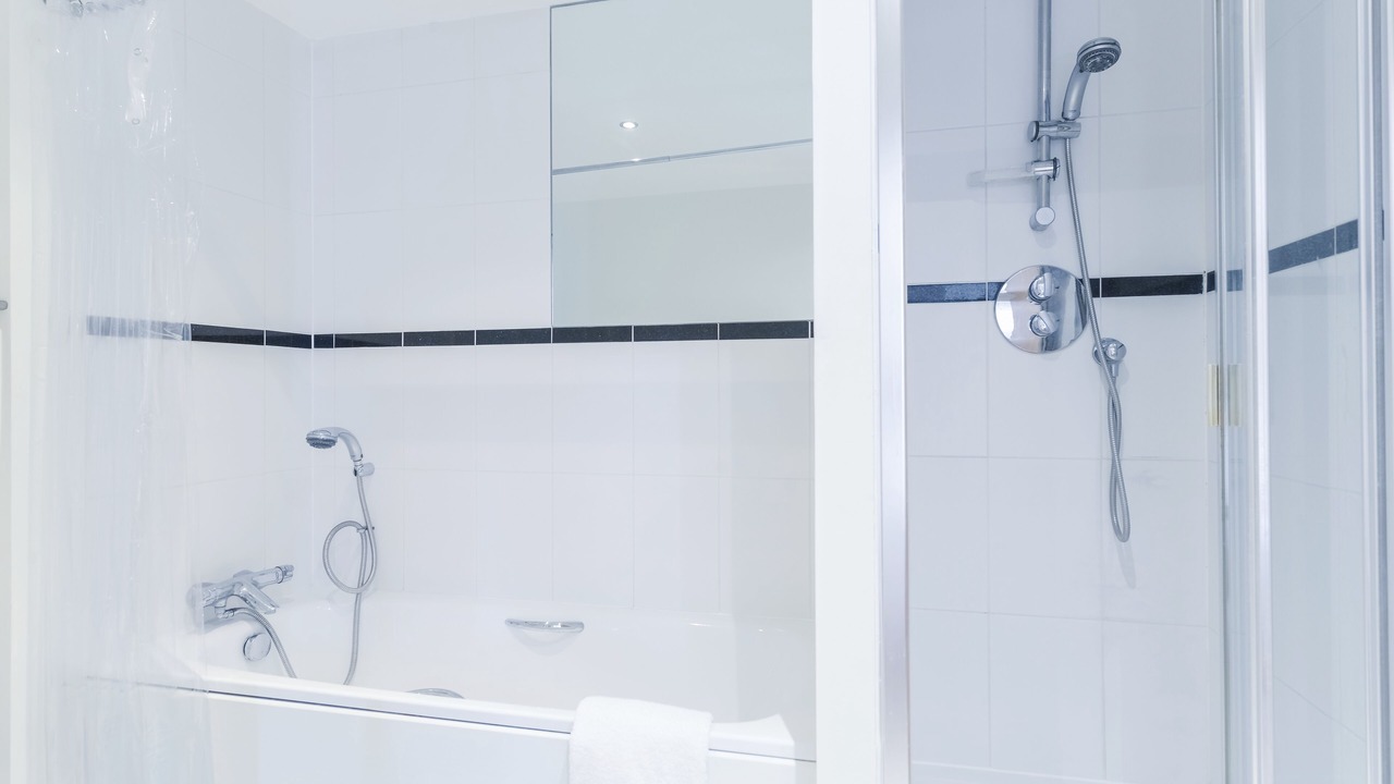 Photo of Bathroom in Royal Docks