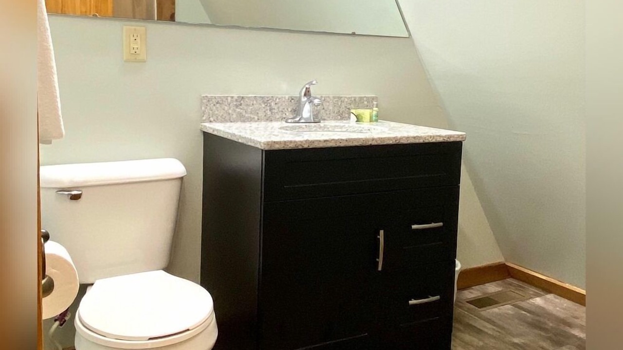 Photo of Bathroom in Logan
