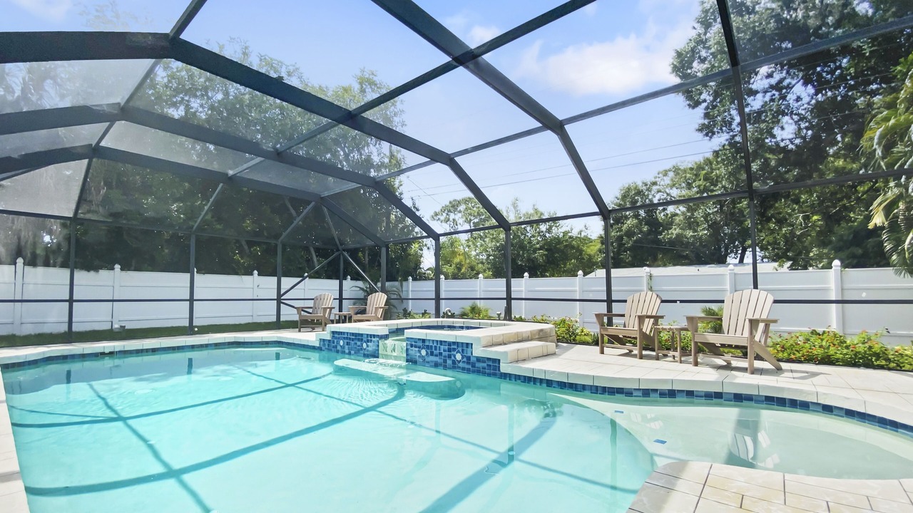 Photo of Outdoor in Gulf Gate Estates