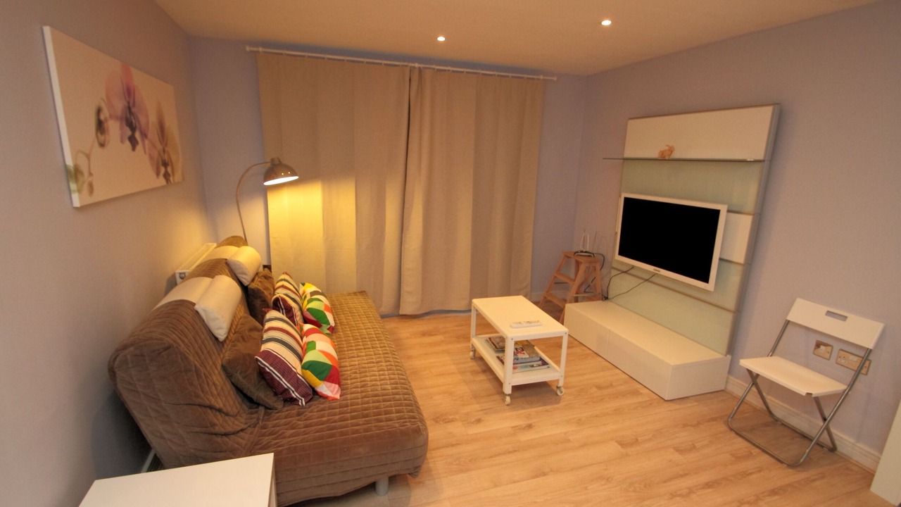 Photo of Bedroom in Docklands