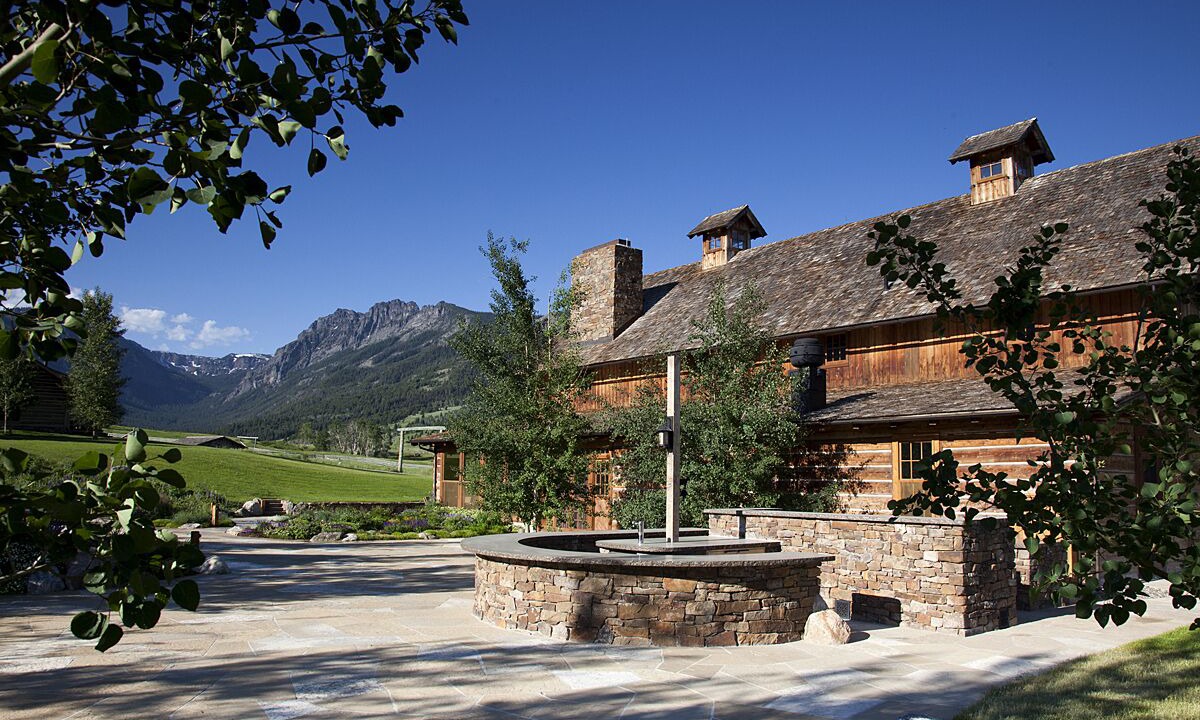 Photo of Outdoor in Emigrant