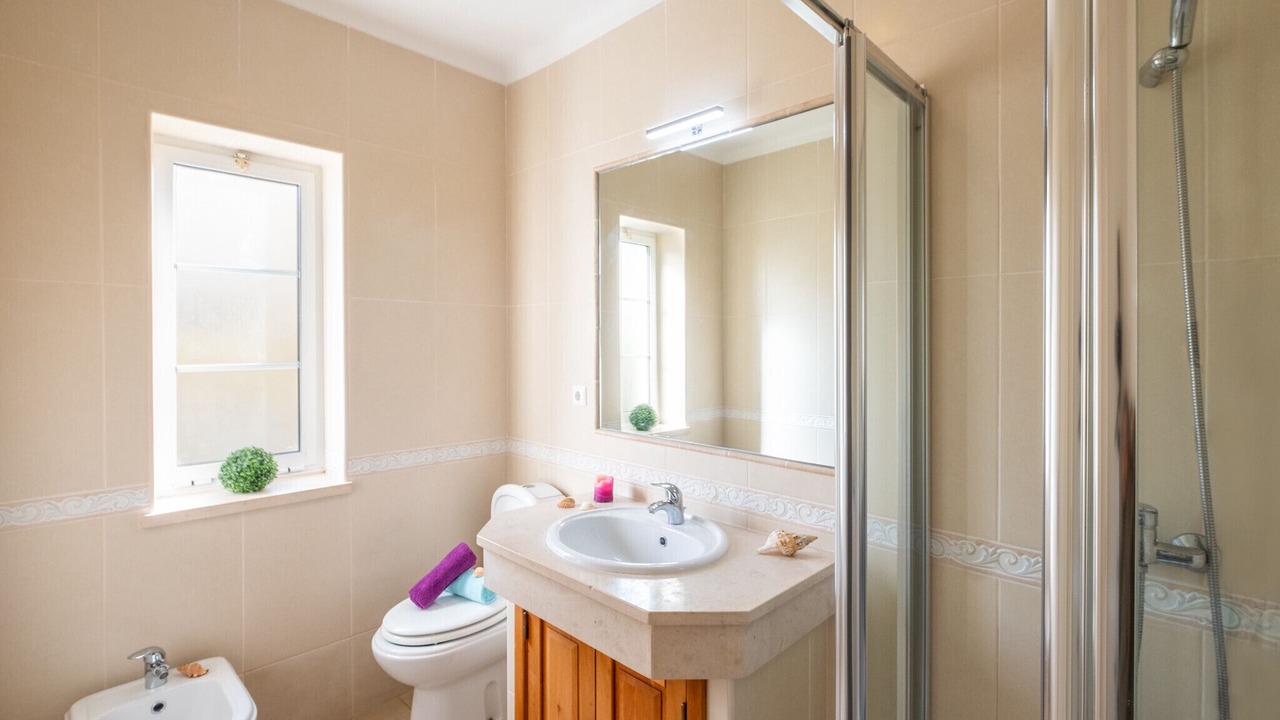 Photo of Bathroom in Almancil