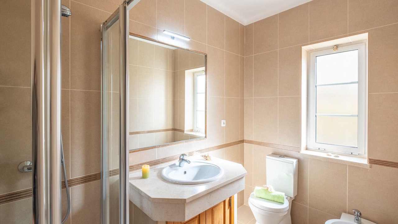 Photo of Bathroom in Almancil