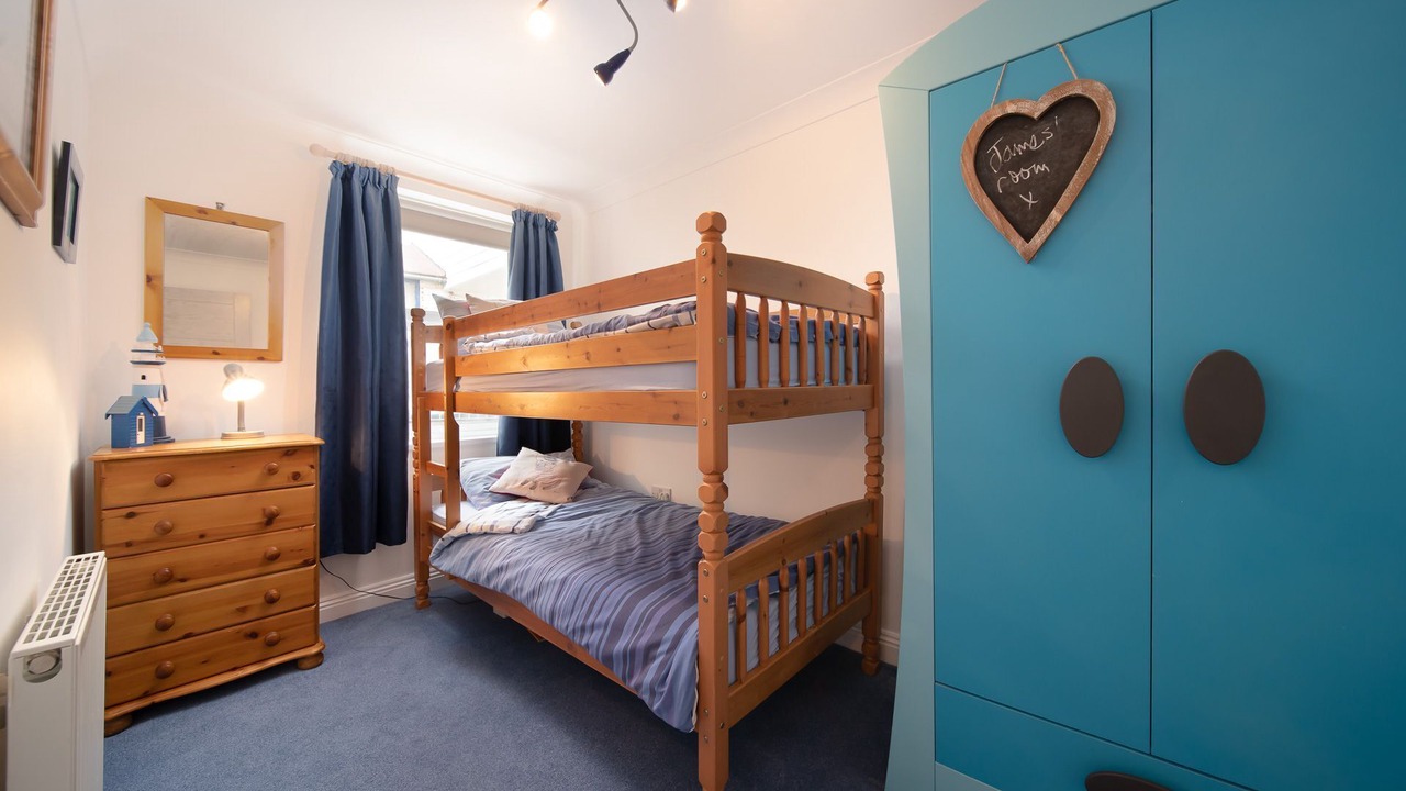 Photo of Bedroom in Mortehoe