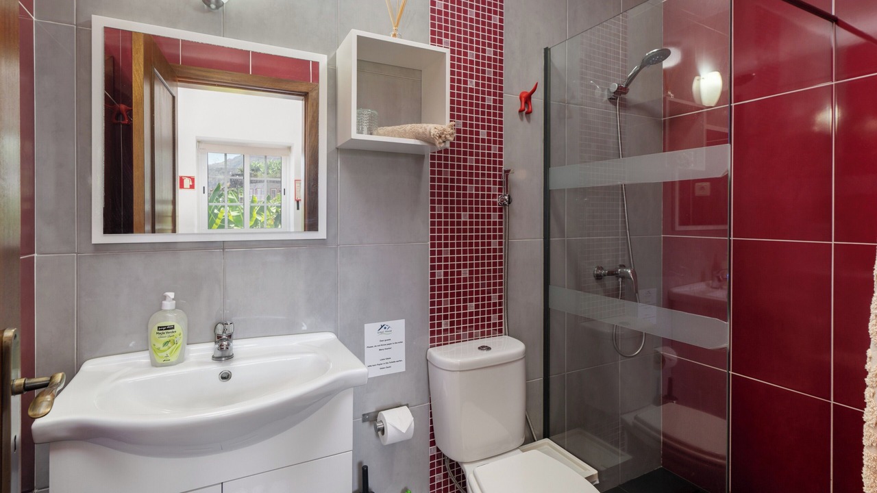 Photo of Bathroom in Arco da Calheta