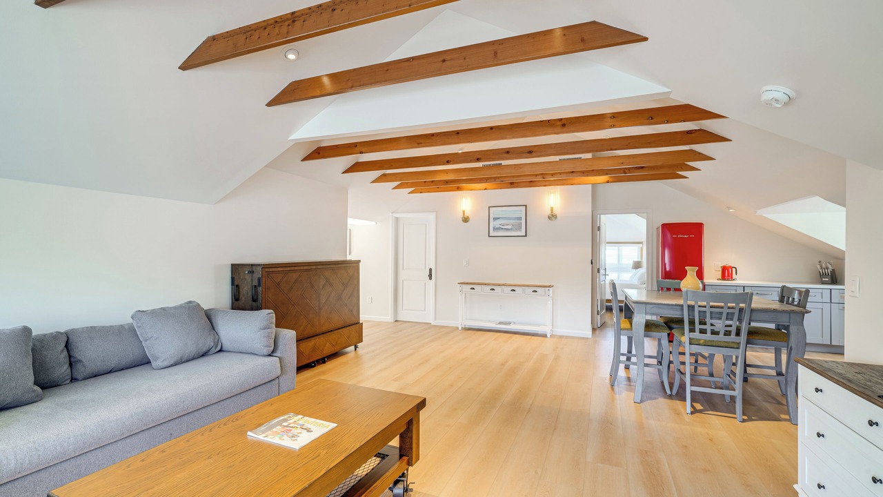 Photo of Bedroom in Carpinteria
