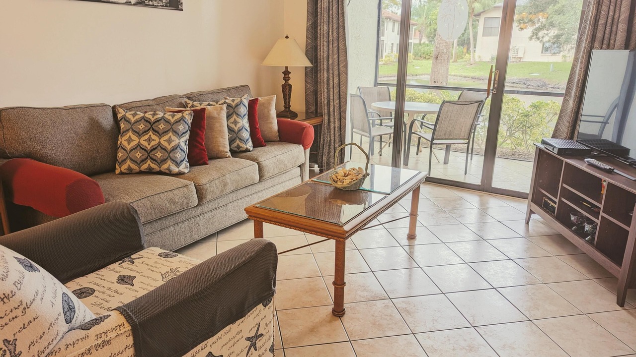 Photo of Livingroom in Trailer Estates