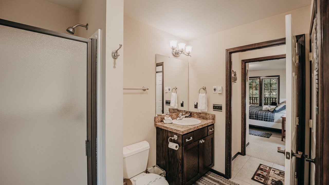 Photo of Bathroom in Warnick