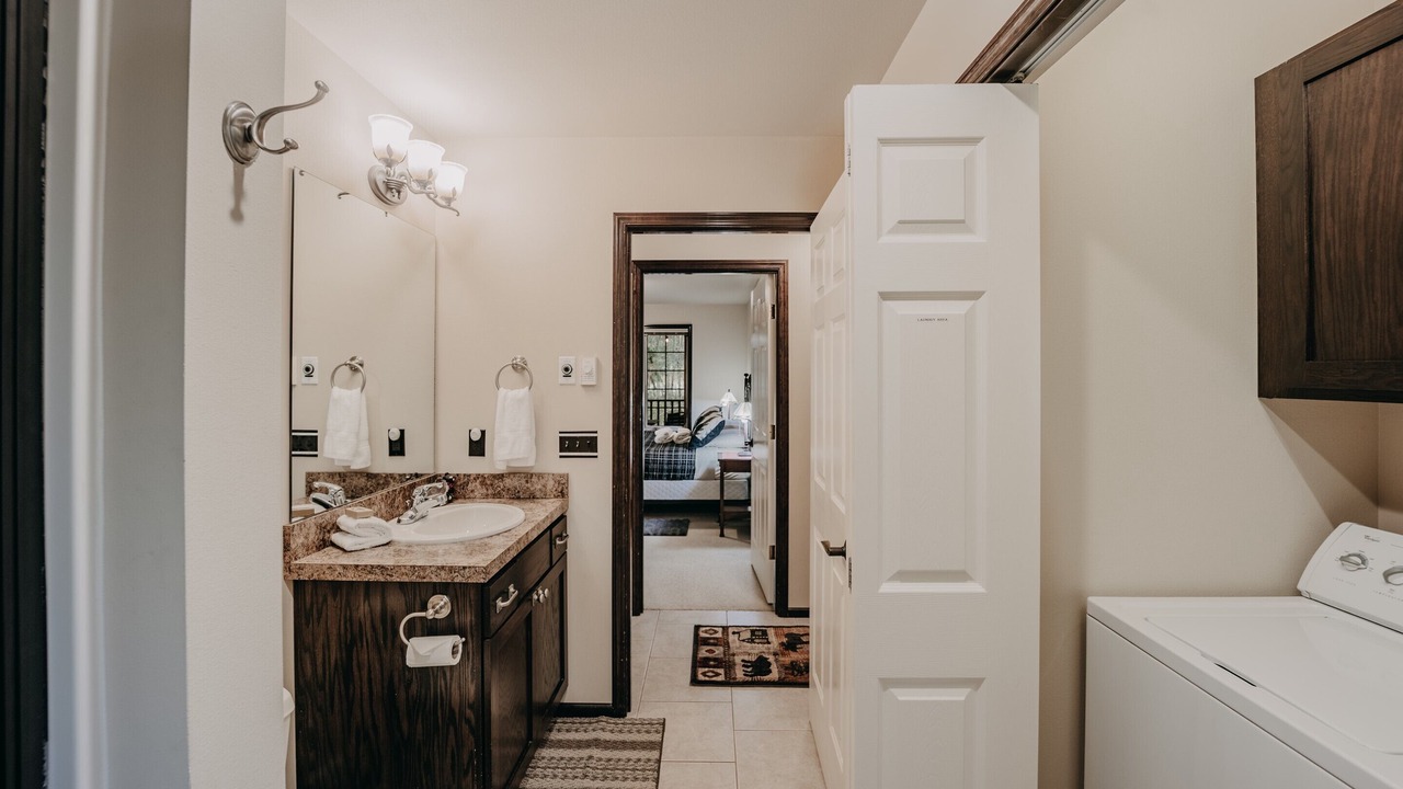 Photo of Bathroom in Warnick