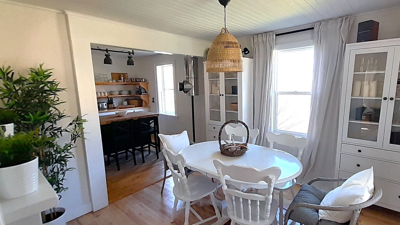 Photo of Bedroom in Pleasant Bay