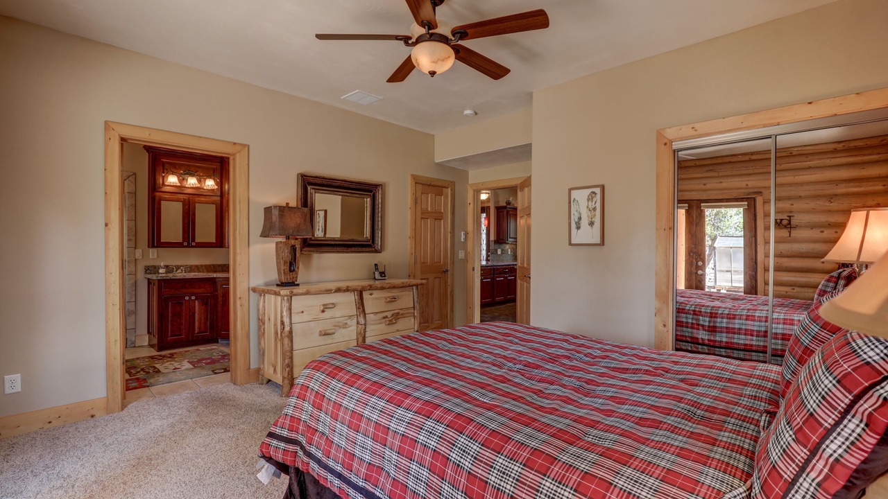 Photo of Bedroom in Zion National Park East Entrance