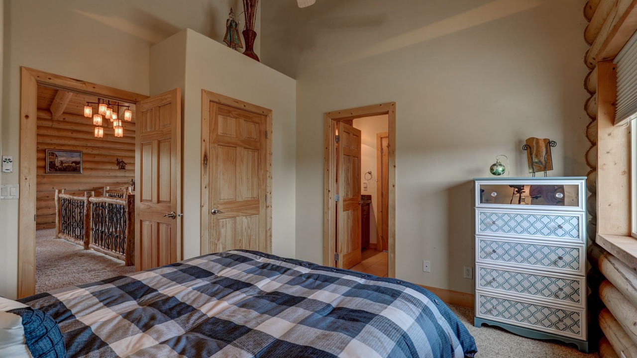 Photo of Bedroom in Zion National Park East Entrance