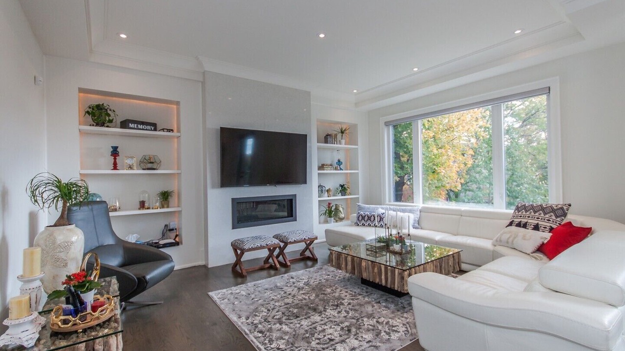 Photo of Livingroom in Richmond Hill