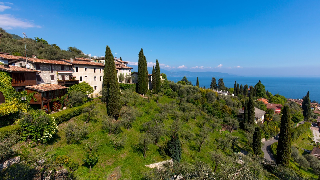 Photo of Others in Gardone Riviera