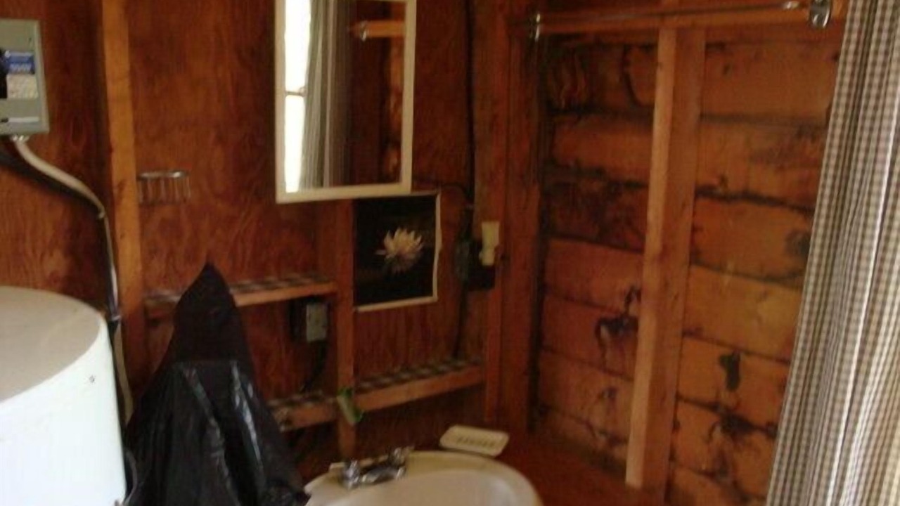 Photo of Bathroom in Pointe au Baril